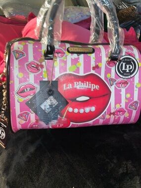 Pink Lip Print Satchel